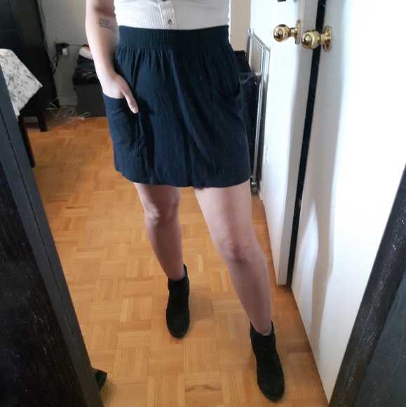 🔥2 for $30🔥Aritzia skirt - Picture 4 of 4
